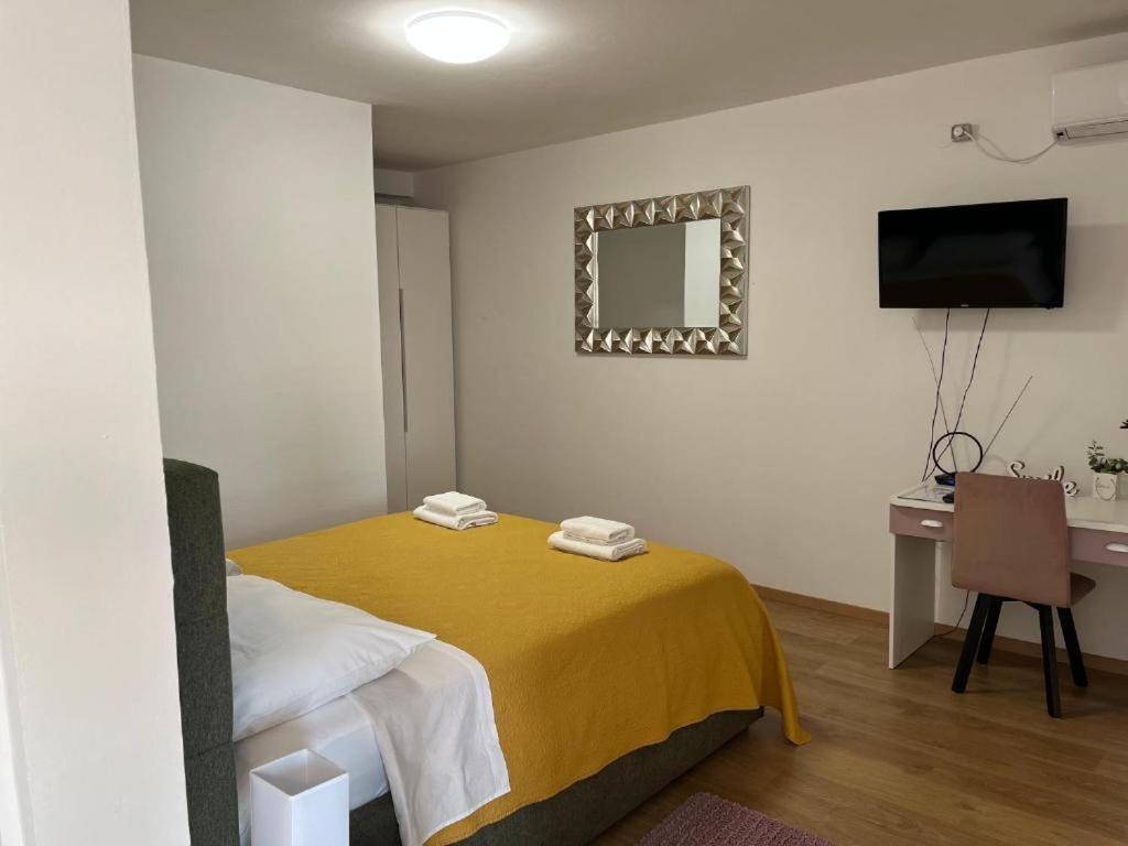 Guest House Renata 2 Zara